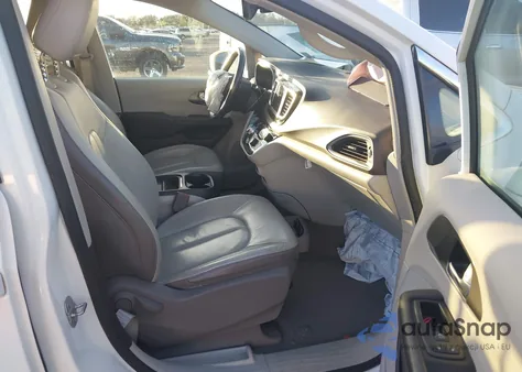 2019 Chrysler Pacifica Touring L from USA, damaged, VIN 2C4RC1BG9KR634513